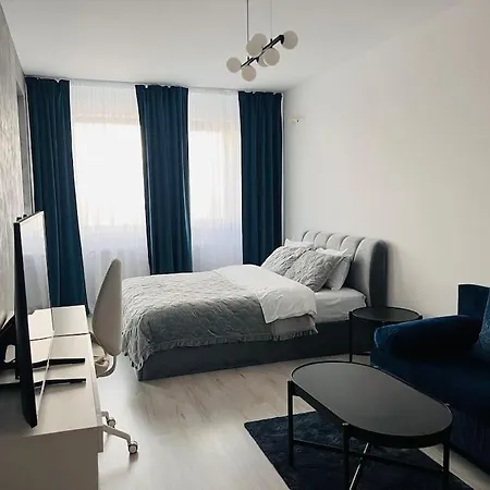 Stylish Urban Studio, Sky Garden * Bucharest